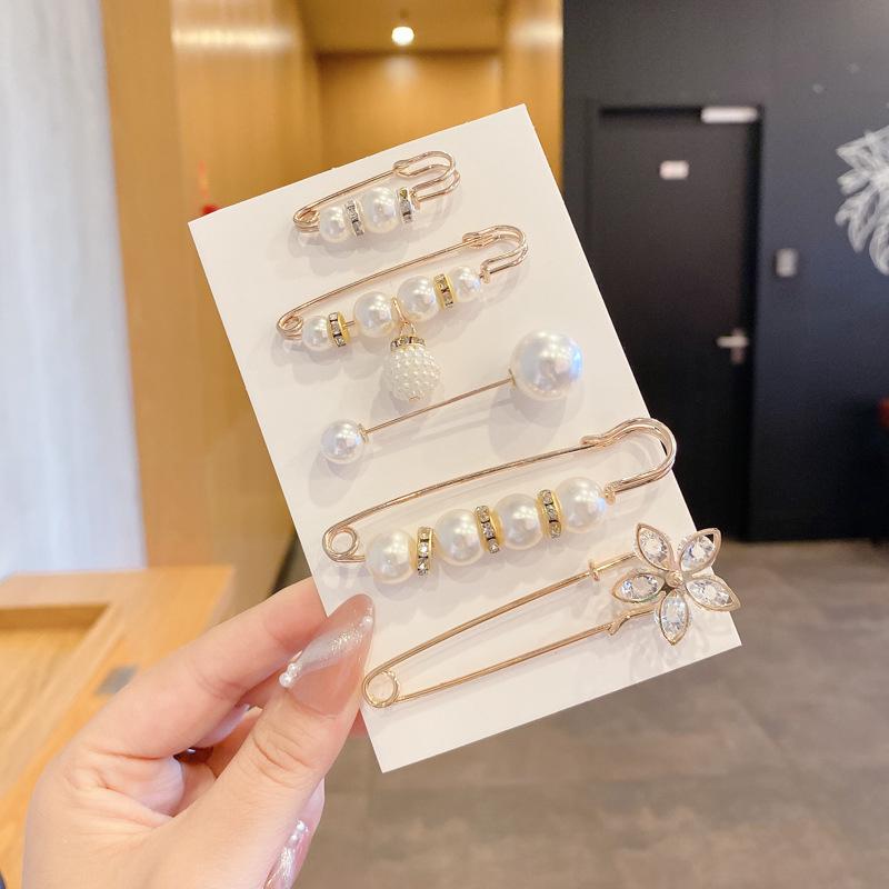 Pants Waist Tightening Pin: High-End Adjustable Anti-Exposure Buckle