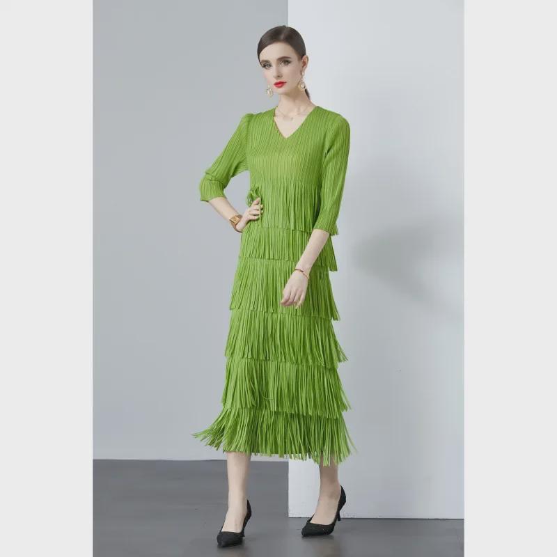 Miyake 2024 V-Neck Long-Sleeved Tassel Pleated Dress