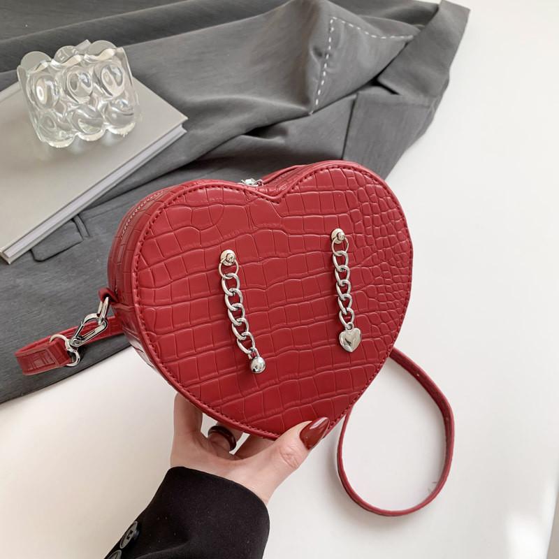 Pu Heartshaped Crossbody Bag With Crocodile Pattern For Daily Use