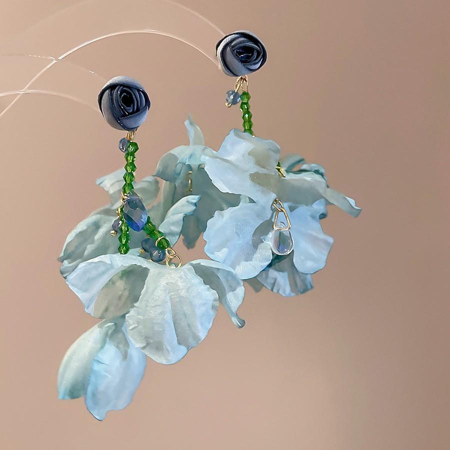 Silver needle chiffon flower fringed stud earrings sweet Mori dopamine earrings niche trend versatile earrings fashion women
