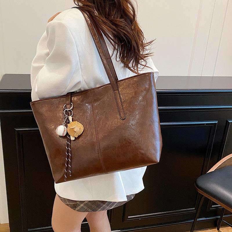 Retro Large Bag Women's Fashion Simple Shoulder Handbag Large Capacity Underarm Tote Bag
