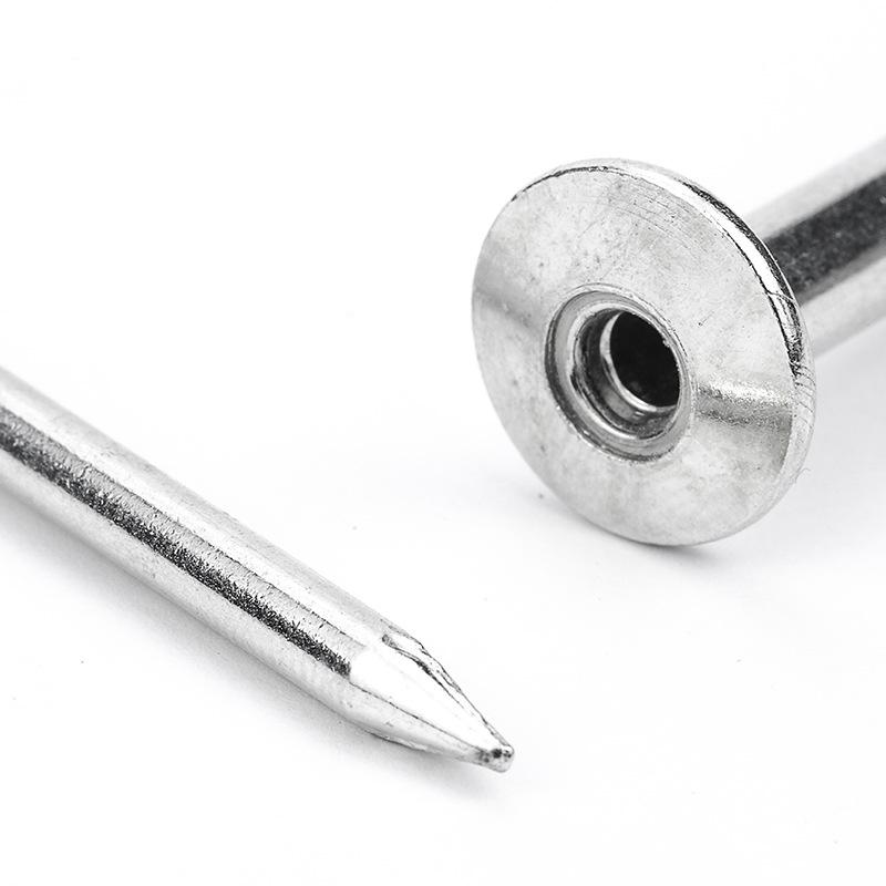 White Zinc-Plated American Core Expansion Nail Set for Hammer Use