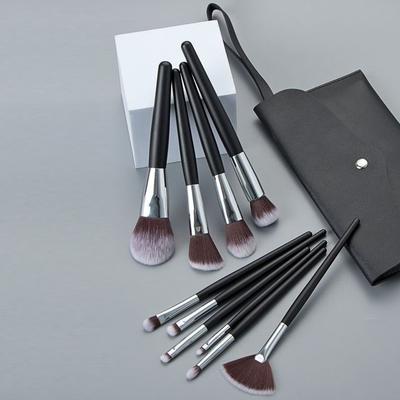 Make-up nástroje a doplňky – Štětce na make-up