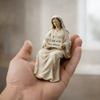 Sitting Design Jesus Resin Figurine Resin Material Desk Companion Virgin Mary Statue I Am With You Always Sign
