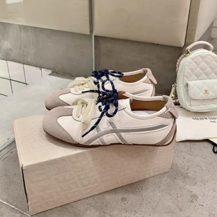 Yunfu Love Umfassendes Mädchen Deutsche Trainingsschuhe Damen 2025 Neu Frühling Paar Schnürsenkel Farbabstimmung Innere Höhenerhöhung Sport und L