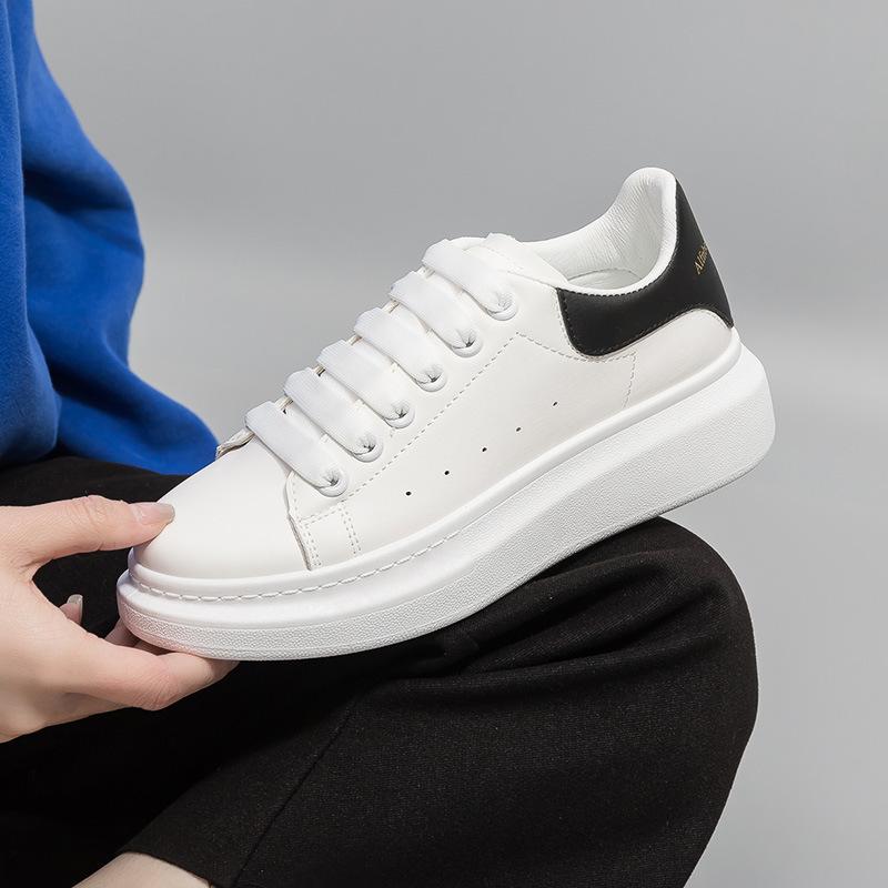 Couple little white shoes autumn new thick-soled muffin shoes versatile casual sports shoes breathable board shoes C07