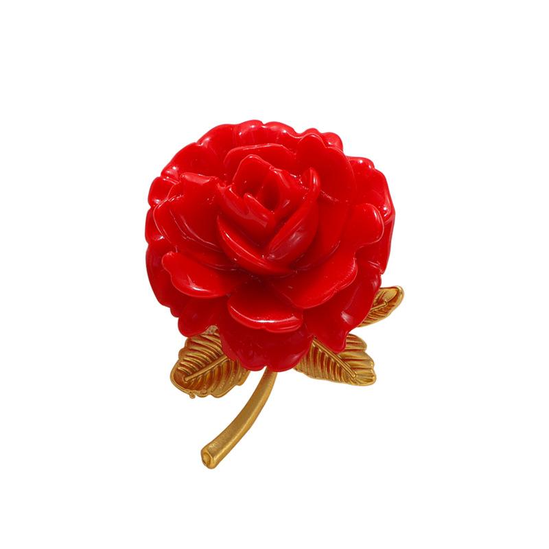 

European and American fashionable red rose flower brooch for women, high-end and versatile, floral wedding accessories, chest flower
