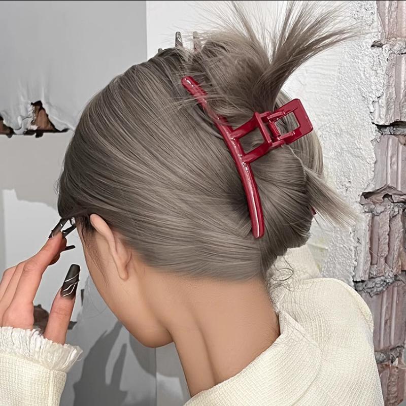 Festive Red Claw Hair Clip for Women - New Year and Christmas 2023