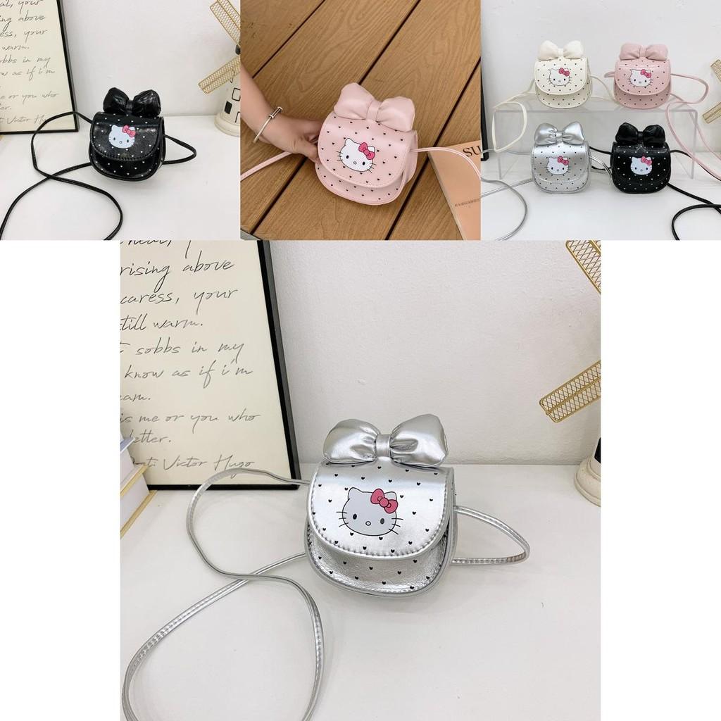 Hello Kitty Girl Small Clutch With Fabric For Everyday Carry