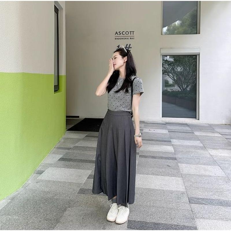New Arrival Summer Clothing Style Short-sleeved Slim Sweet T-shirt for Girls with Straight Shoulders Slim-fit Slim Design Polka Dot Top