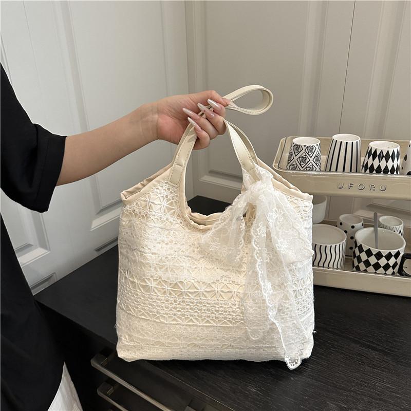 Silk scarf versatile temperament fashion tote bag women's lace summer foreign style commuting new solid color simple shoulder bag
