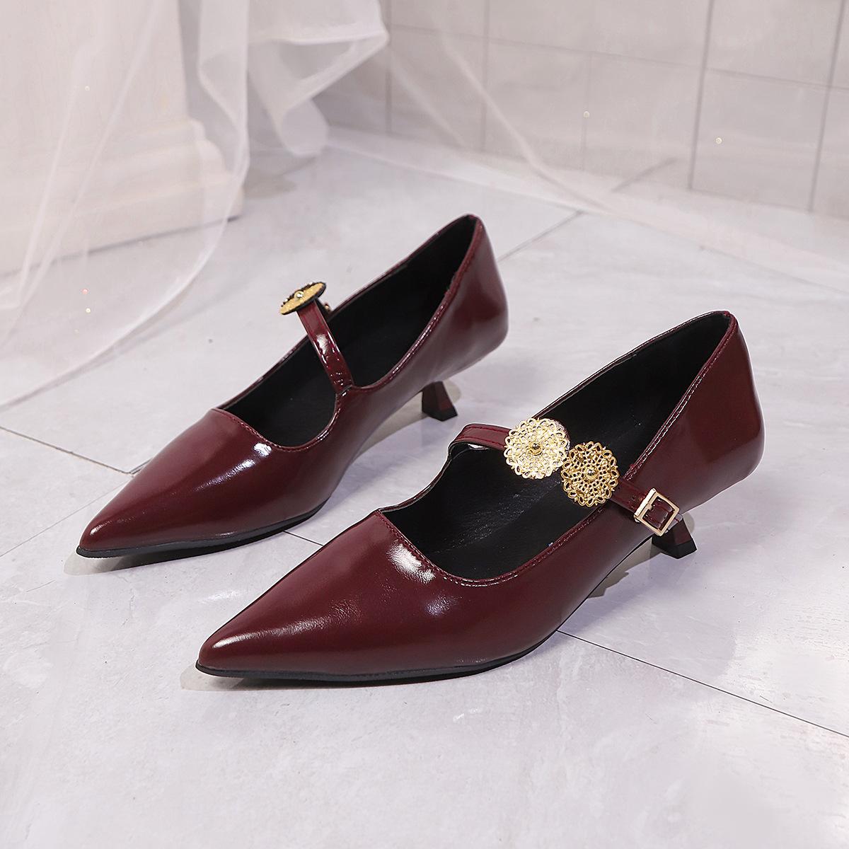 

French shallow single shoes women s stiletto 2025 new spring women s shoes pointed shoes stiletto high heels Mary Jane shoes women 41 бордовий