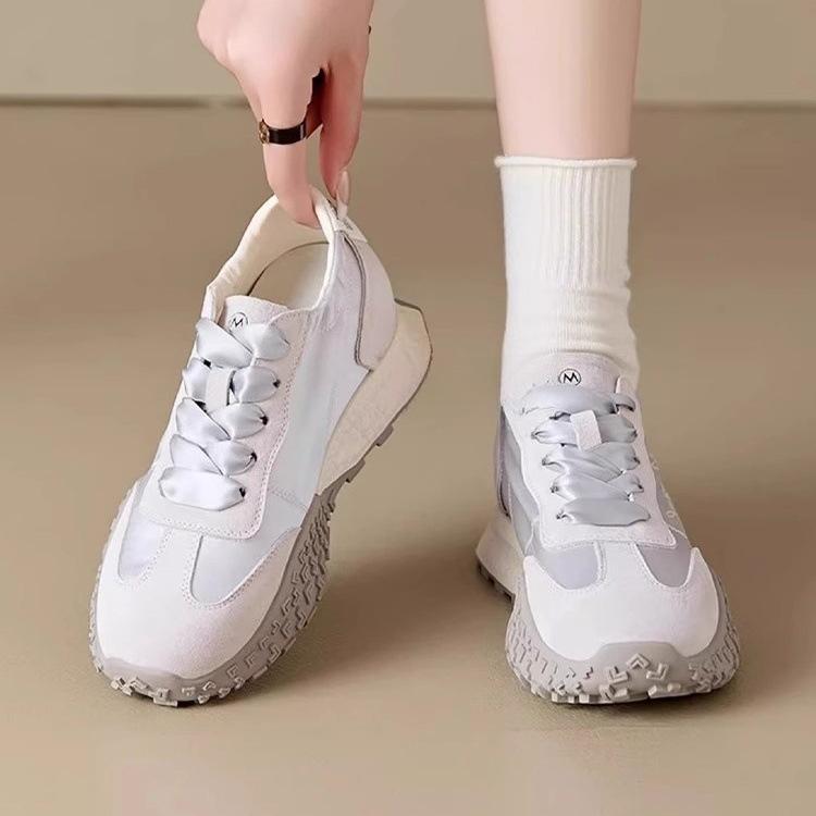 Hong Kong Platform Casual Shoes Women's 2025 Spring and Autumn Small Retro Versatile Sports Shoes Inner Height Increase Ballet Training Shoes