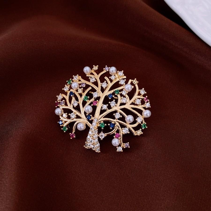 Średniowieczna Vintage Broszka z Kontrastującą Pszczołą Inkrustowana Diamentami Retro Lekki Luksus High-endowa Korsaż Wykwintne Wszechstronne Dodatki Kobiety