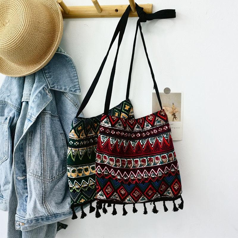 Ethnic Style Shoulder Bag Tassel Retro Artistic Crossbody Small Bag Bohemian Style Cloth Bag