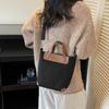 Commuter Versatile Underarm Bag Women's New Fashion Shoulder Bag Large Capacity Premium Bucket Bag