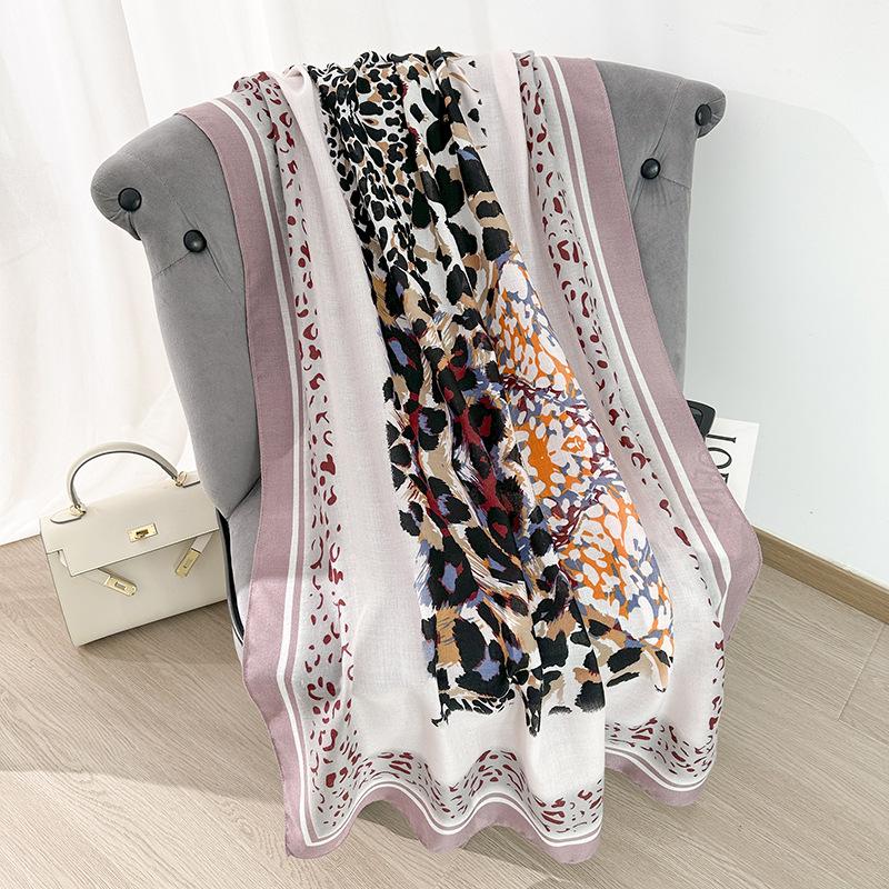 Thin scarf niche fashionable women's travel printing matching shawl office air-conditioned room fashion scarf