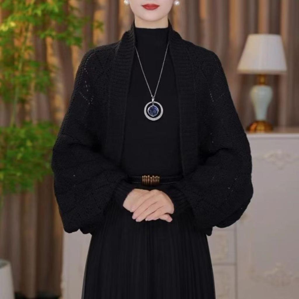 Autumn/Winter New Arrival: Knitted Close-Weave Check Shawl Warm, Versatile, Stylish & Elegant Cardigan Fashionable Outerwear