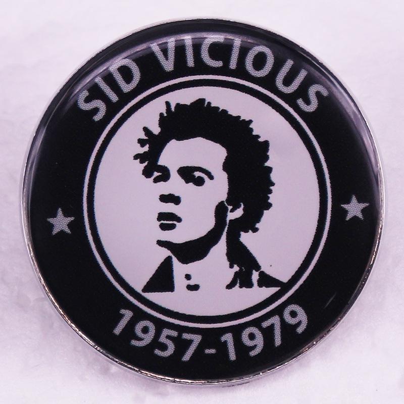 

Sidse Wessers Musician Brooch Badge