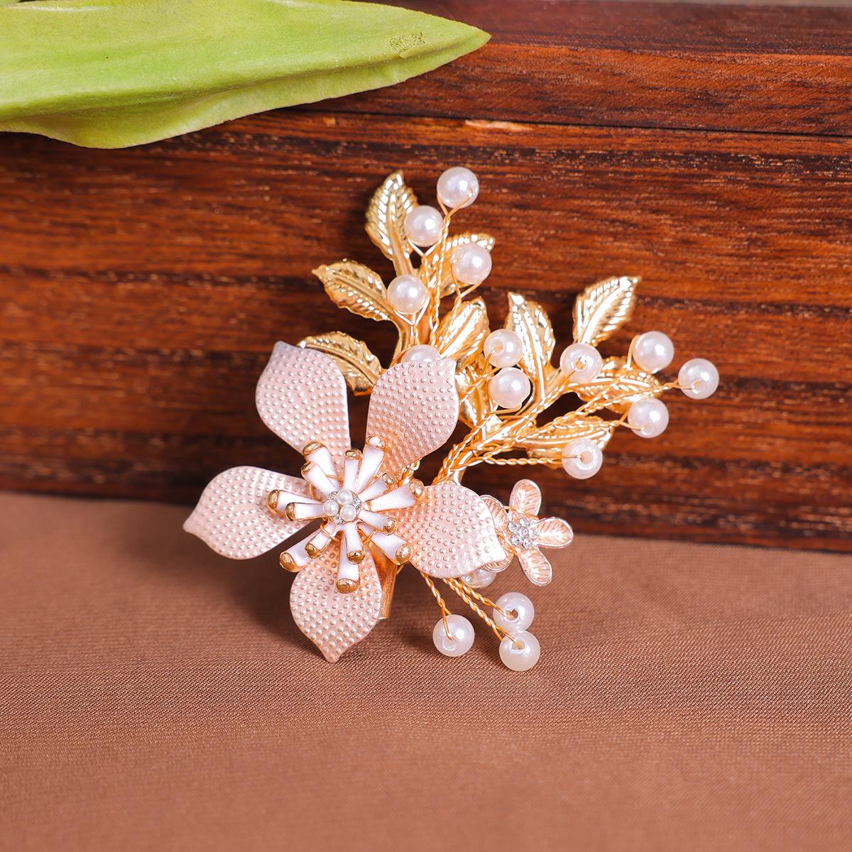 

Элегантная свадебная заколка для волос с жемчужным цветком: Боковая заколка из сплава ручной работы для свадебных причесок золотой