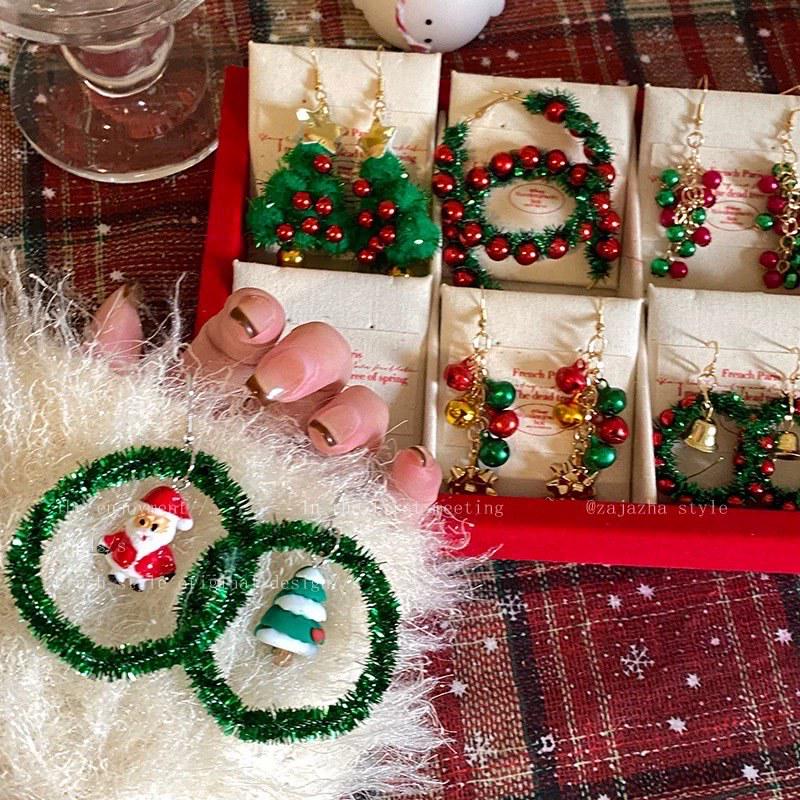 Elegant Snowflake Pearl Christmas Tree Zircon Earrings - Light Luxury Fashion Studs for Women