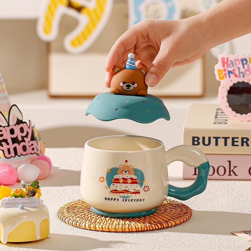 Cute and Beautiful Birthday Gift Ceramic Cup with Lid Mug Couple Cup Bestie Souvenir Office Water Cup
