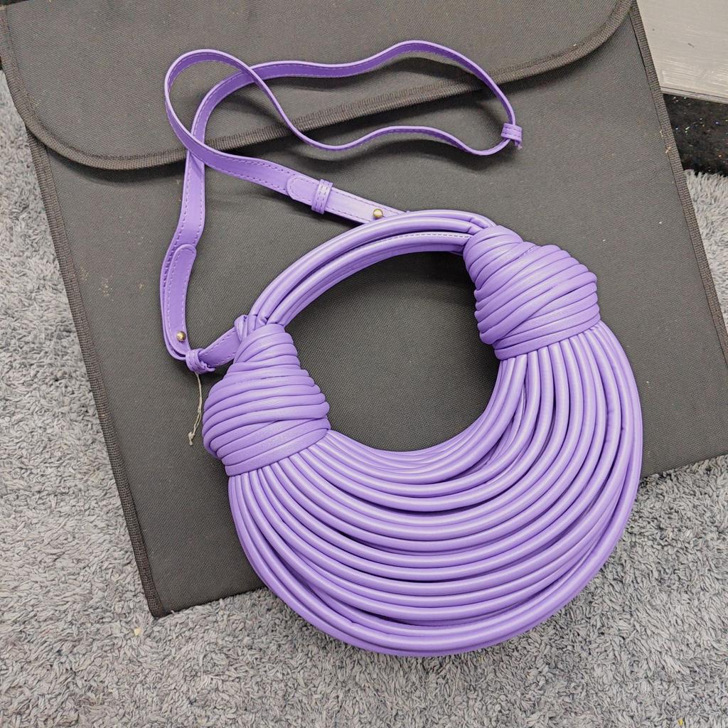 Fashion Handbag Bag Women'S High-End Niche Design Personalized Woven Noodle Bag Messenger Bag Women'S Tide