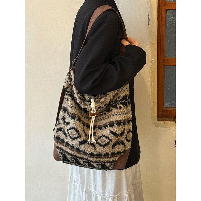 Torba typu Tote - Duża pojemność, Wszechstronna, Jednoramienna Crossbody na dojazdy