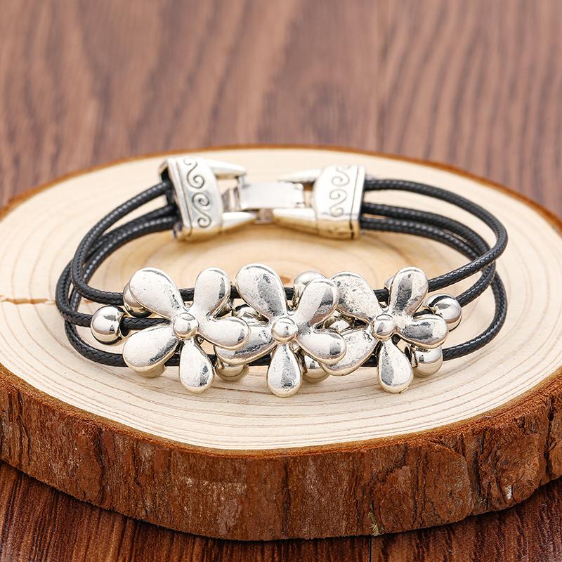 Vintage Bohemian Ethnic Style Floral Multi-layered Leather Rope Bracelet for Men Women Couple Bracelets Party Zircon Gifts