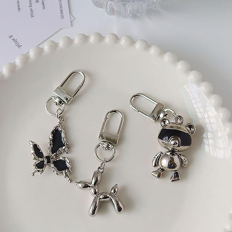 Autumn And Winter  Cool Wind Butterfly Balloon Dog Key Chain Cool Fun Bag Pendant Lovers Girlfriends Gift