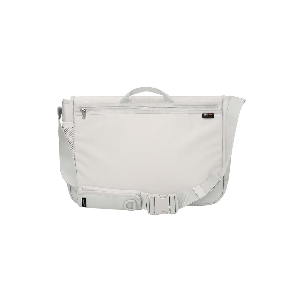 Essential Messenger Bag