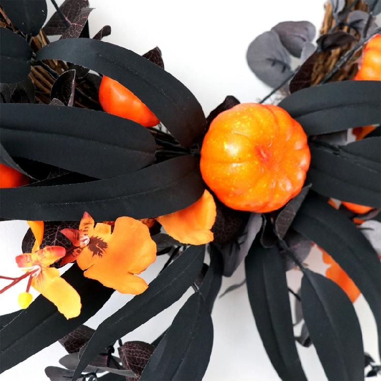 Wall Mounted Realistic Flower Wreath Eye Catching Garlands for Halloween Enthusiasts Door Hangings Party Essential