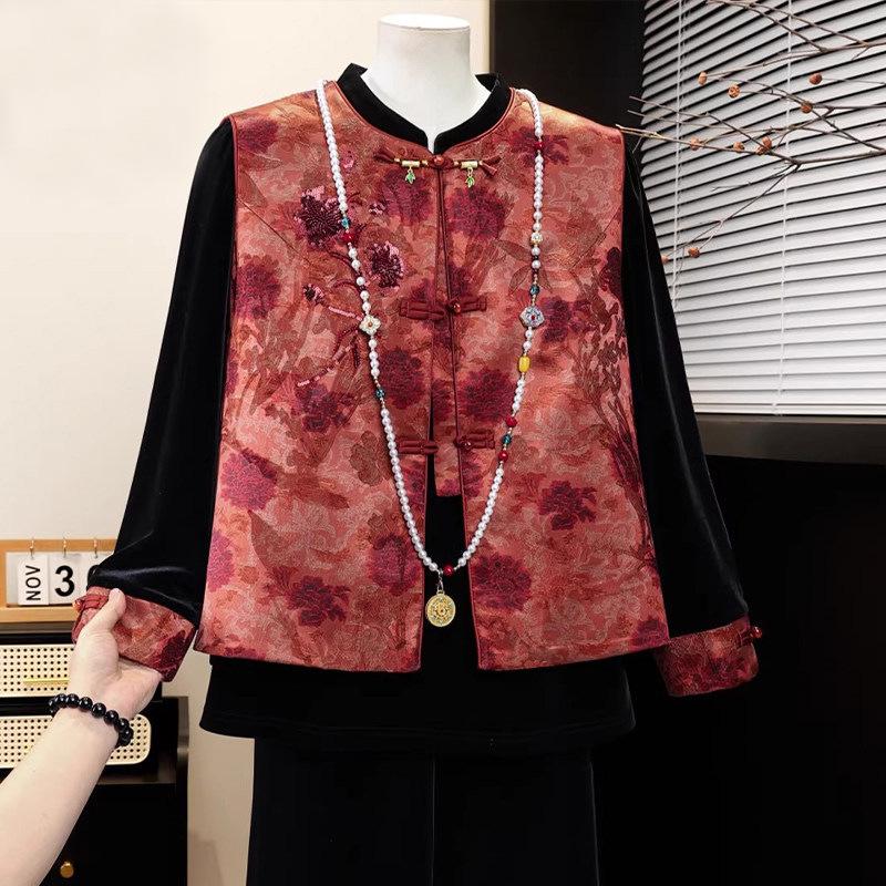 

Mom s Spring Three-Piece Set: New Chinese Style Top, Vest, and Stylish Casual Outfit for Middle-Aged and Elderly Women 2XL (For 125-140 lbs)