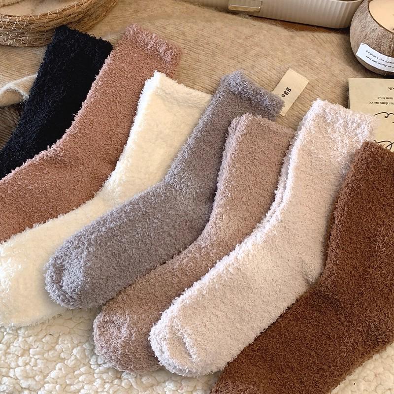 Women's Coral Fleece Mid-Calf Socks - Warm, Thickened, Fleece-Lined, Cold-Resistant for Winter and Home.