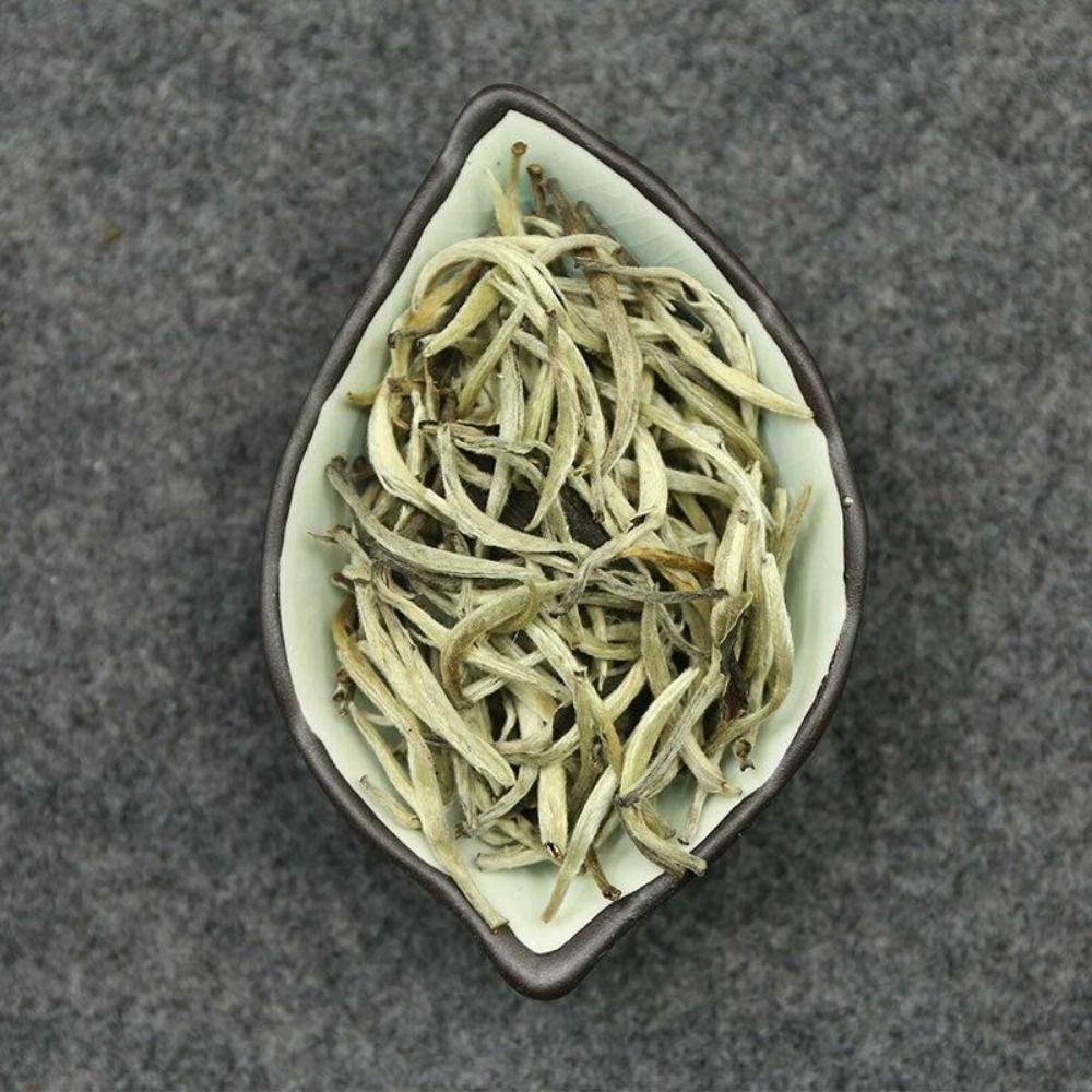 Gümüş İğne Beyaz Çay Taze Bahar Hasadı Bai Hao Yinzhen