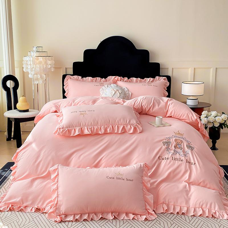 

Маленький свежий выстиранный вязаный вышитый четырехпредметный комплект постельного белья из чистого хлопка пододеяльник простыня юбка для кровати 1.5m four-piece set