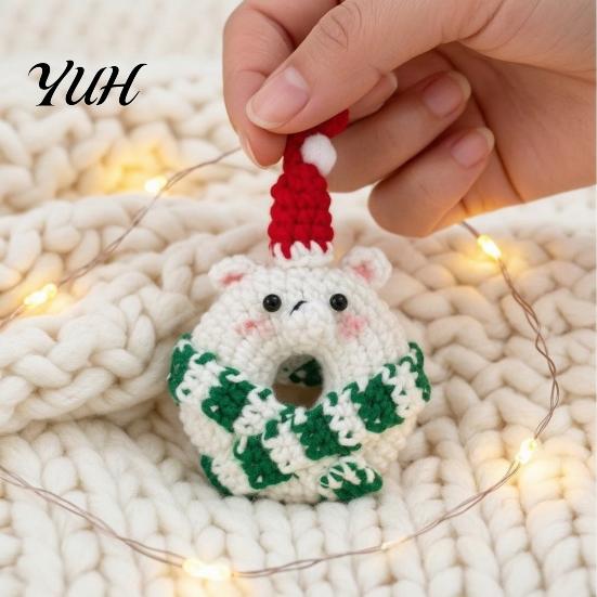 Christmas Tree Pendant Crochet Doughnut Keychain, Handmade Santa Claus/Reindeer/Penguin/Bear/Flower Wreath for Hand Knitted Keychain Bag Keys,
