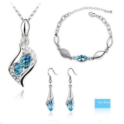 Melek Peri 3 Parça Kristal Takı Seti: Kolye, Küpe & Bileklik