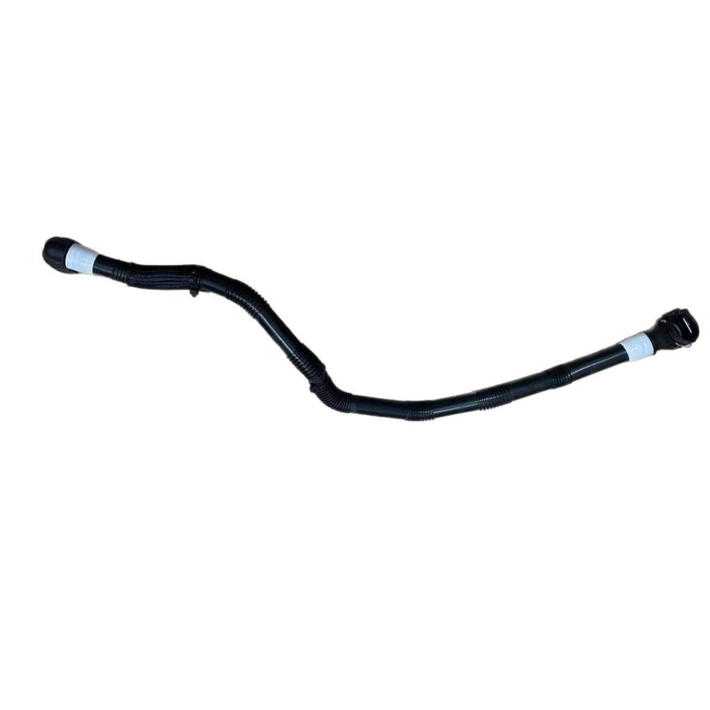 Tesla Model 3 Radiator Water Outlet Hose 1077589 - Car Accessory