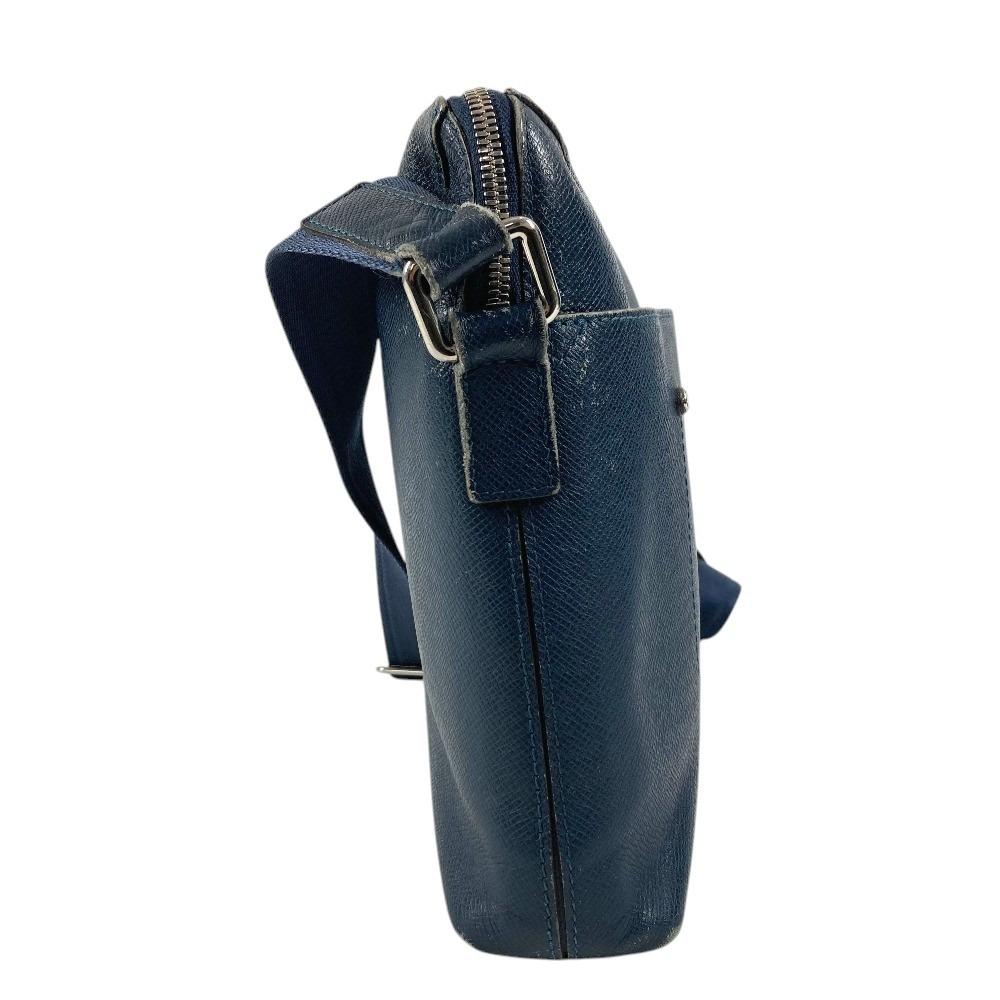 Louis Vuitton M30236 Taiga Gregory Crossbody Shoulder Bag Leather Océan blue