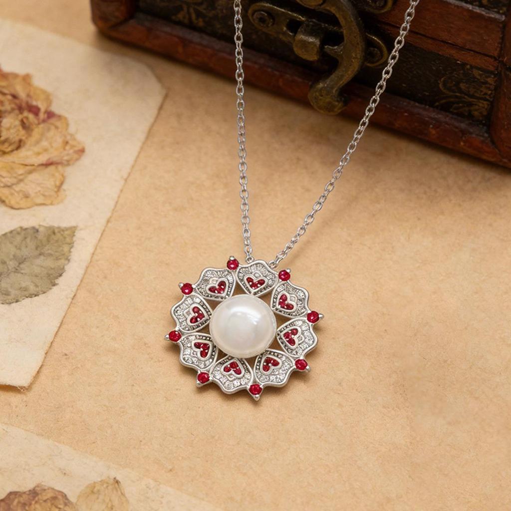 Gold-Plated Korean Style Luxury Freshwater Pearl Necklace with Zirconia Stamen Pendant