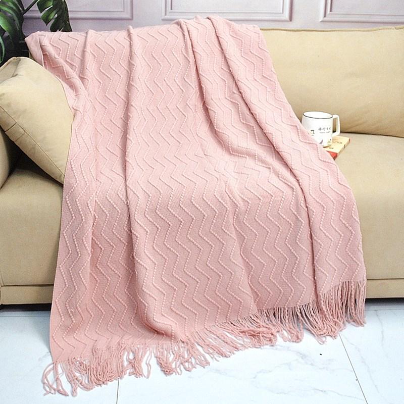 

Скандинавский вязаный декоративный диванный и кроватный плед с кисточками 127x180cm (510g)