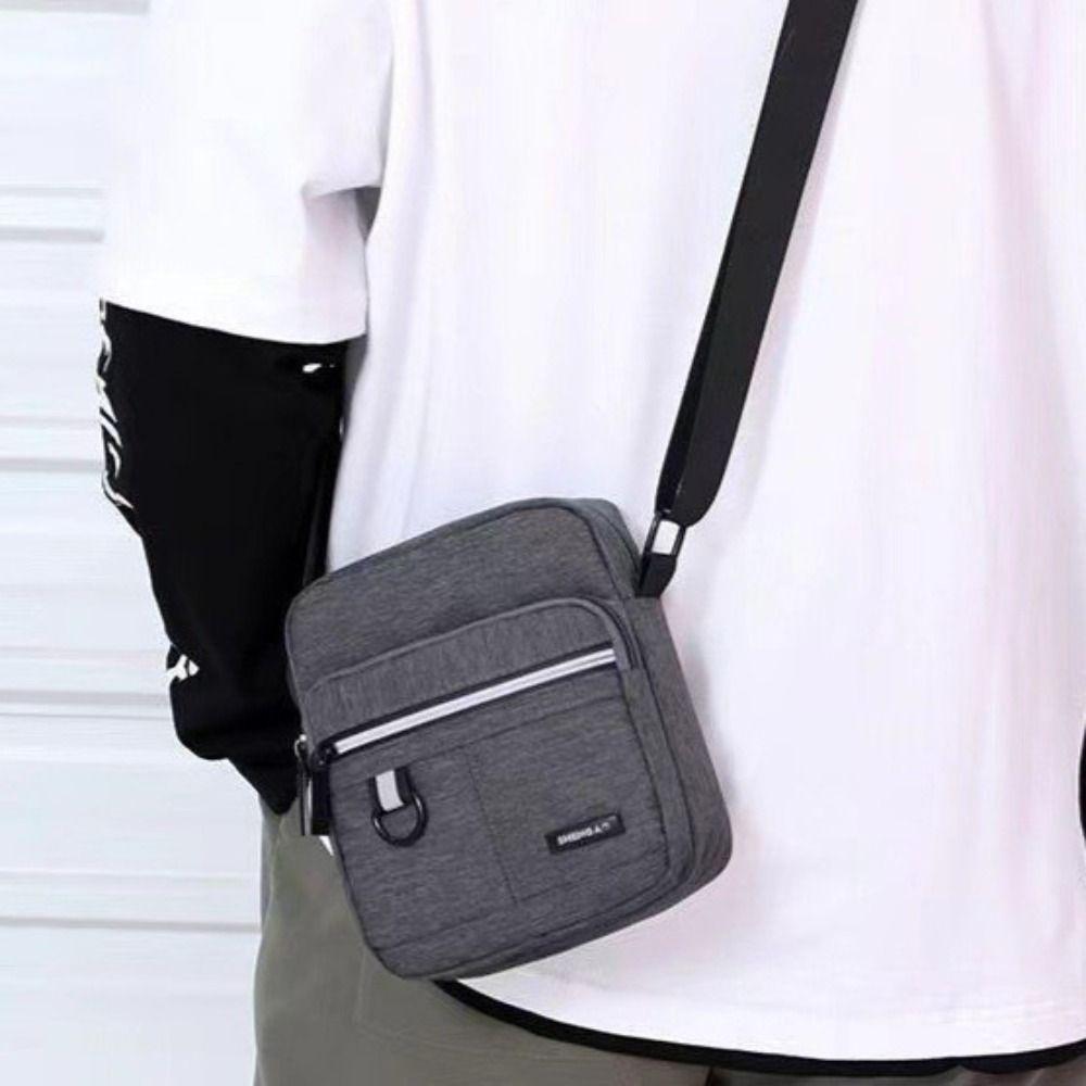 Solid Color Nylon Shoulder Bag Men Crossbody Bags Casual and Fashionable Retro Bag Business Crossbody Bags for Men Hand Bag