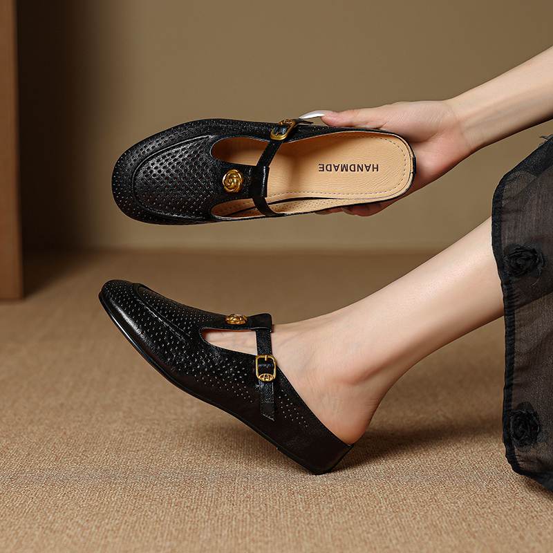 

Krazing Pot Мюли из овчины с круглым носком, размер 42, низкий каблук, слипоны, металлические цветы, увеличенный полый стиль, красота, осенние туфли-лодочки 42 чёрный