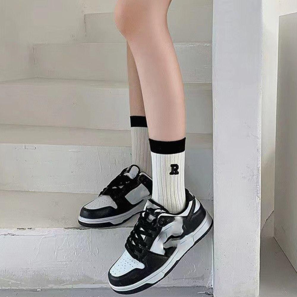 Casual Warm Comfortable Breathable Simple Soft Women Socks Stripe Middle Tube Socks Cotton Hosiery