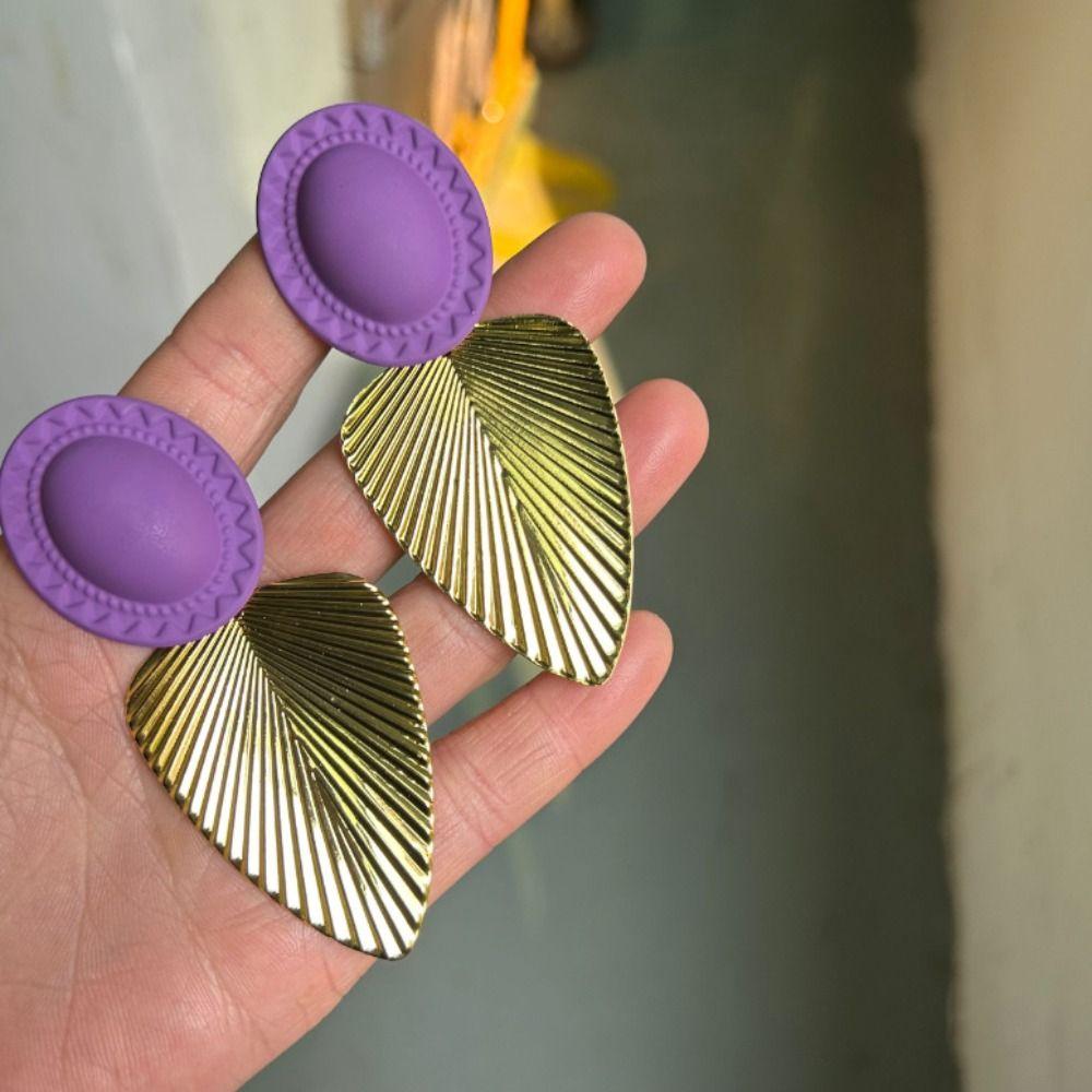Chic Leaf Pendant Earrings Color Blocking Exaggerated Earrings Unique Vintage Drop Earrings  Party
