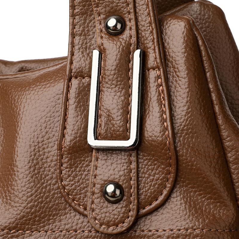 Soft Leather Large Capacity Shoulder Bag Middle-Aged Women's Bag Mother's Bag Commuter Multi-Pocket Crossbody Bag