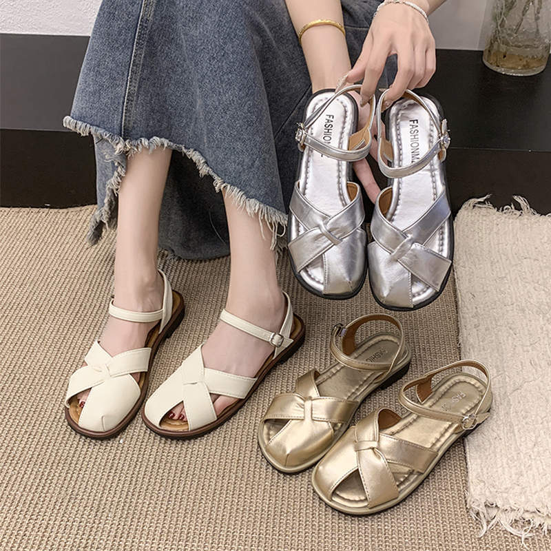 Retro Mori Woven Baotou Sandals Women's Summer Fashion Hollow Round Head Pig Cage Shoes Flat Roman Shoes