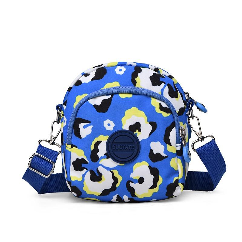 New simple and fashionable messenger bag women's small and lightweight personalized mobile phone bag casual printed nylon cloth women's bag