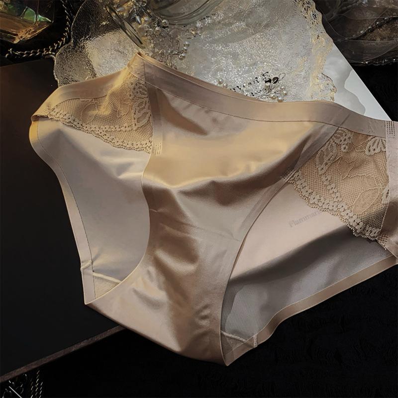 High-end Satin Lace Panties Female Sexy Hollow Embroidery Comfortable Breathable Panties